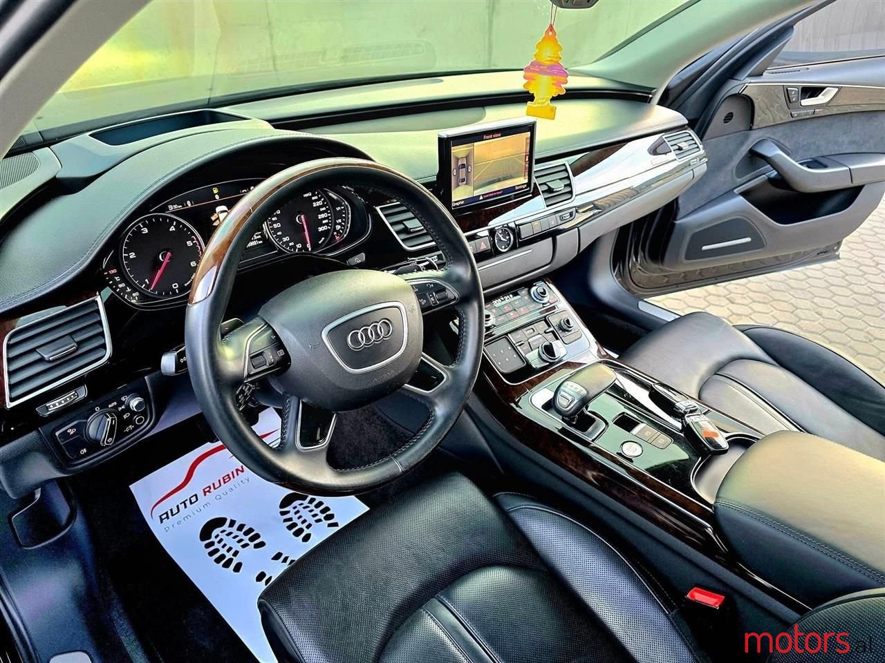 2014' Audi A8 photo #5