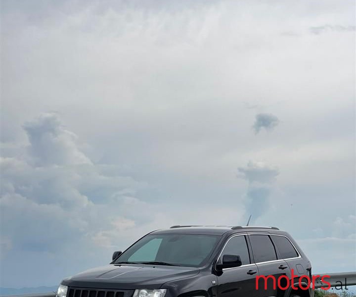 2012' Jeep Grand Cherokee photo #1