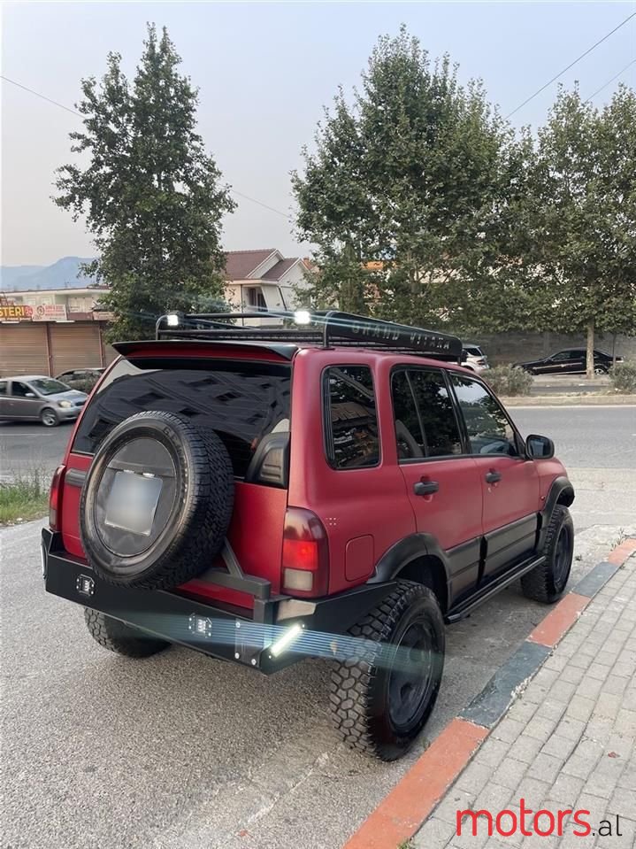 2000' Suzuki Grand Vitara photo #2