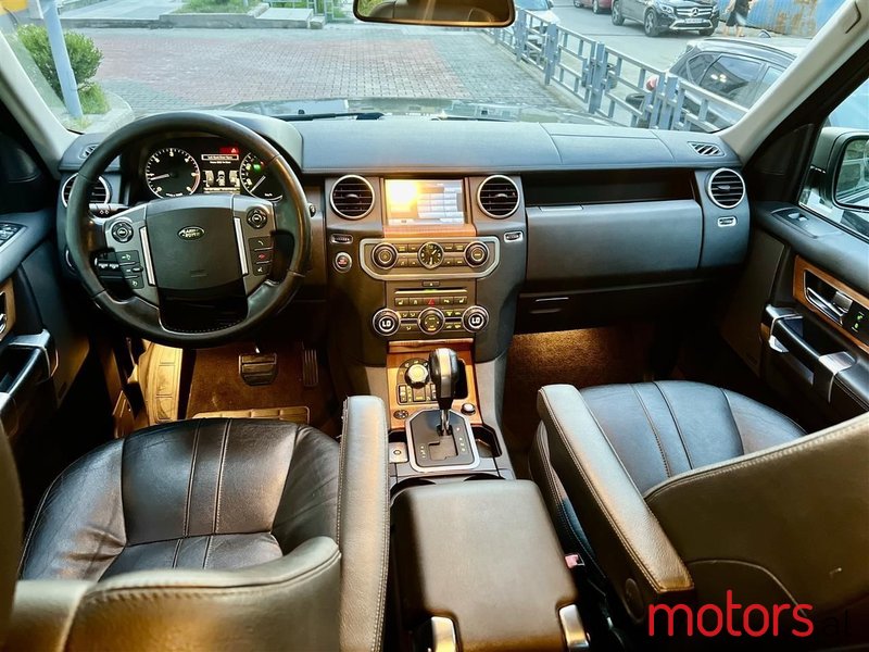 2010' Land Rover Discovery photo #6