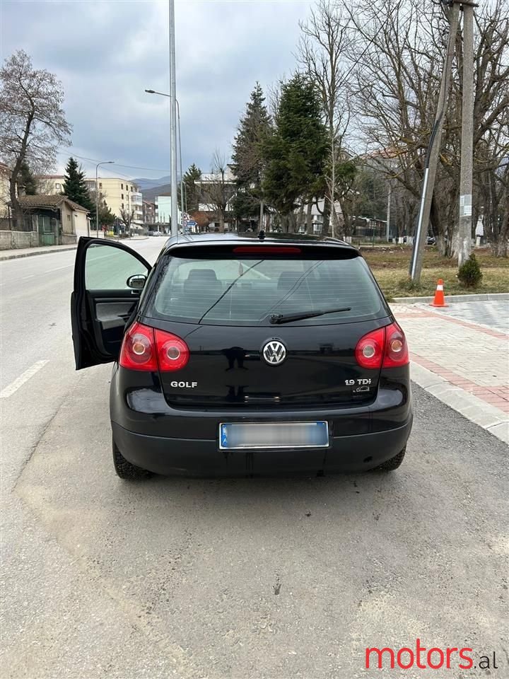 2007' Volkswagen Golf photo #4