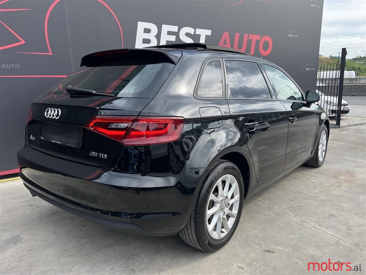 2015' Audi A3 photo #5