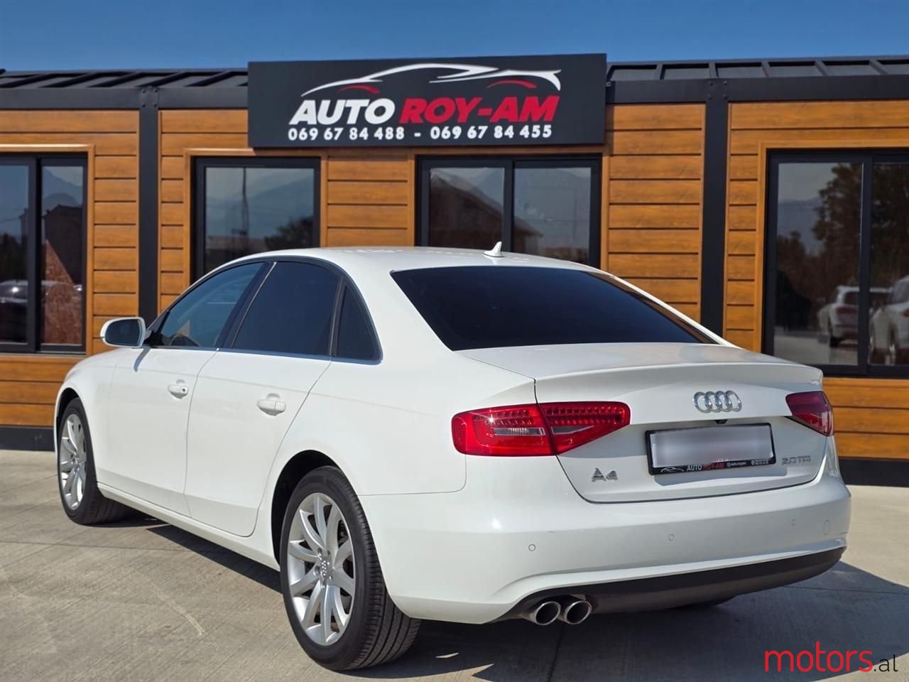 2014' Audi A4 photo #4