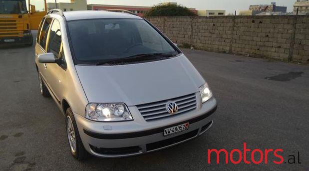 2001' Volkswagen Sharan photo #2