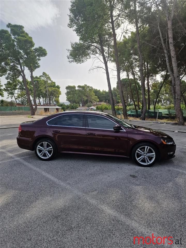 2014' Volkswagen Passat photo #4