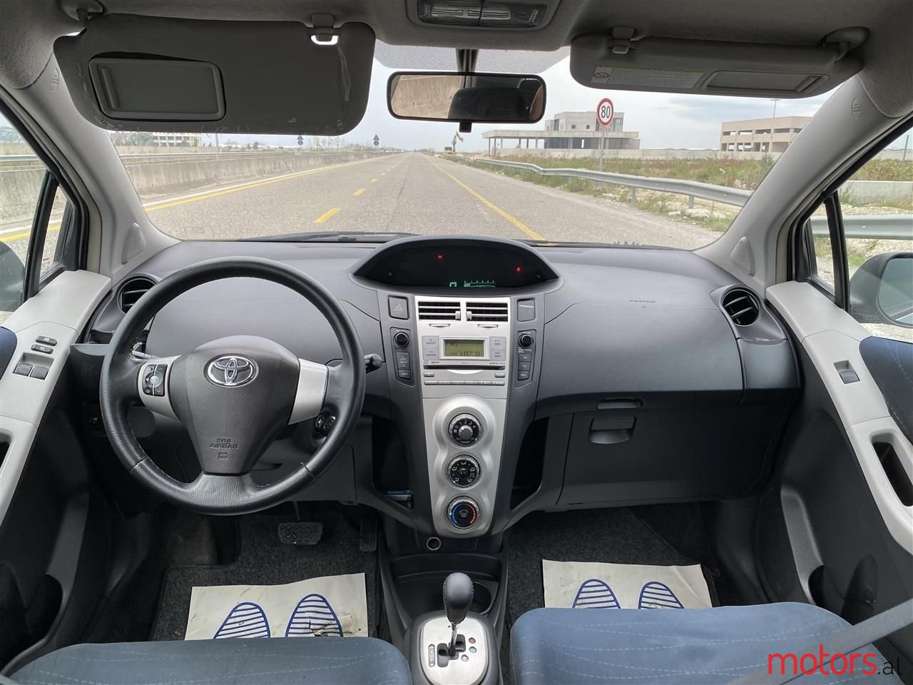 2006' Toyota Yaris photo #6