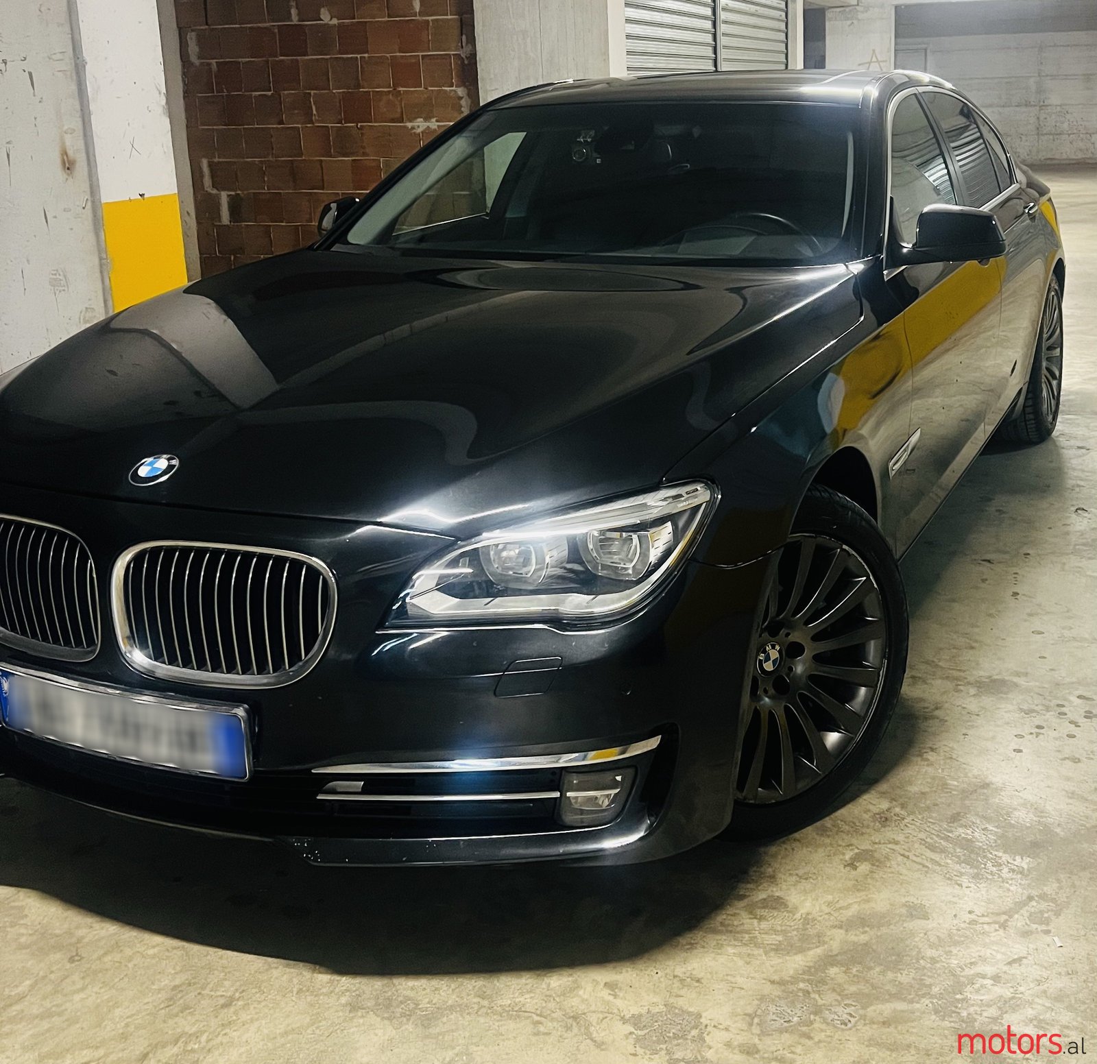 2012' BMW 730 photo #3