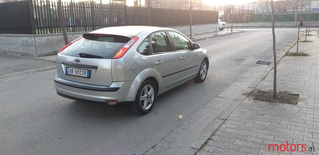 2006' Ford Focus photo #3