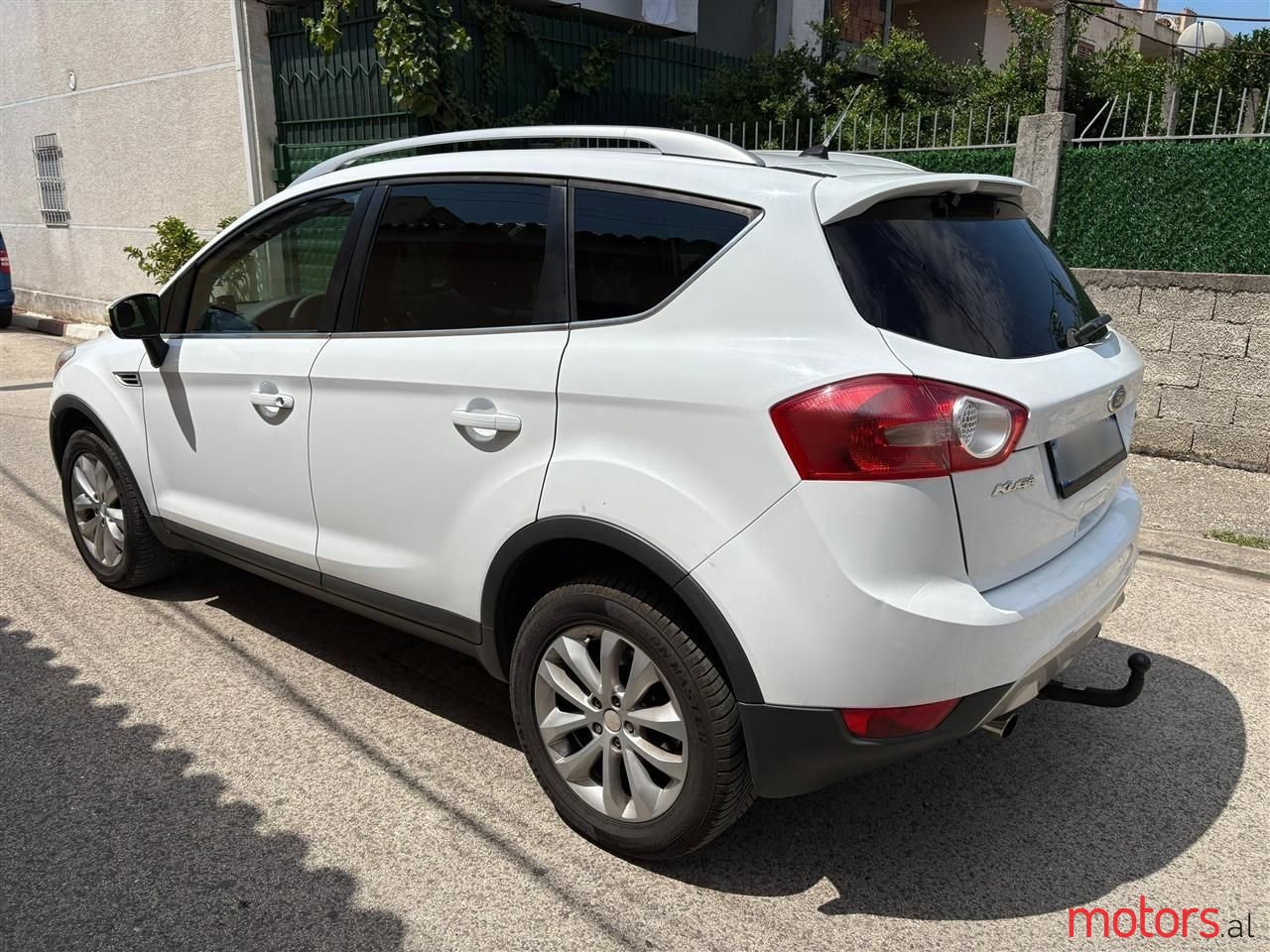 2011' Ford Kuga photo #4