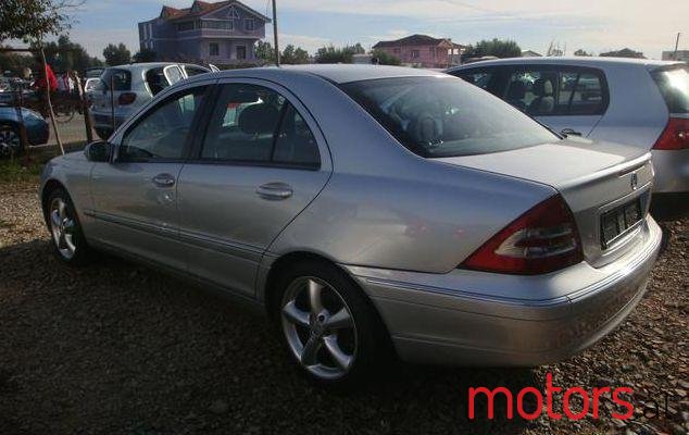 2002' Mercedes-Benz C-Class photo #2