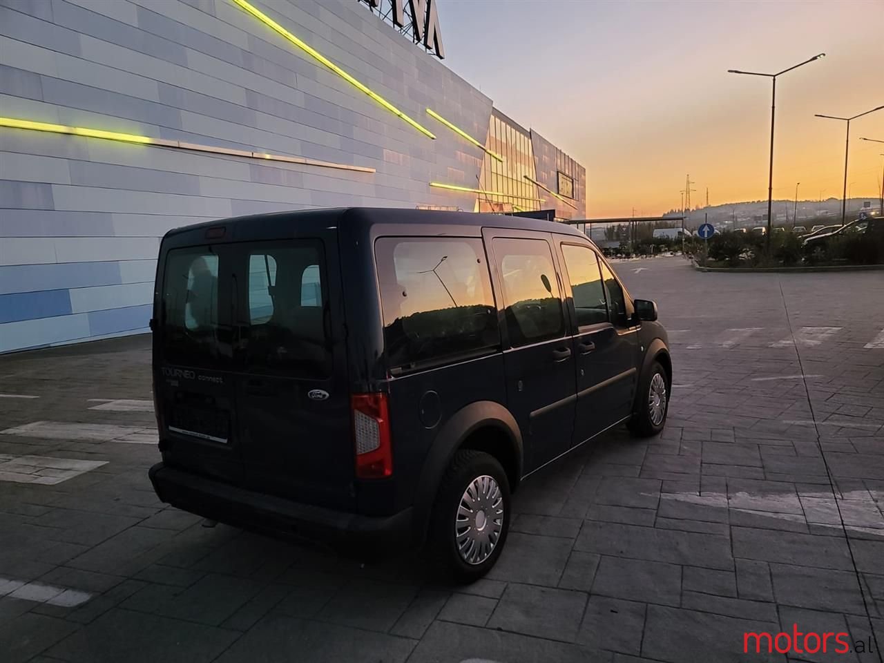 2009' Ford Tourneo photo #3