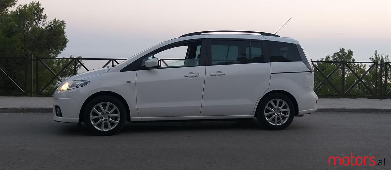2010' Mazda 5 photo #1