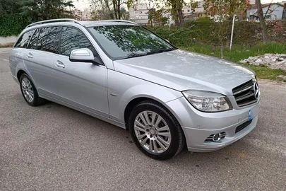 2008' Mercedes-Benz C 220