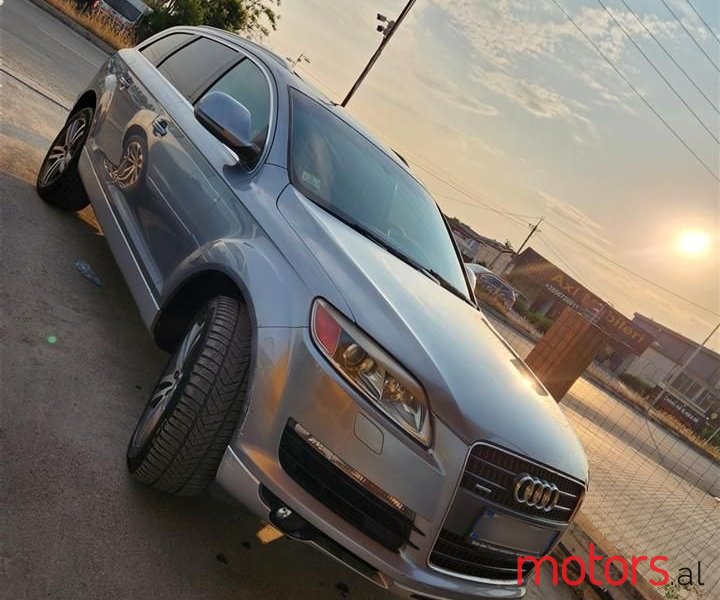 2007' Audi Q7 photo #3