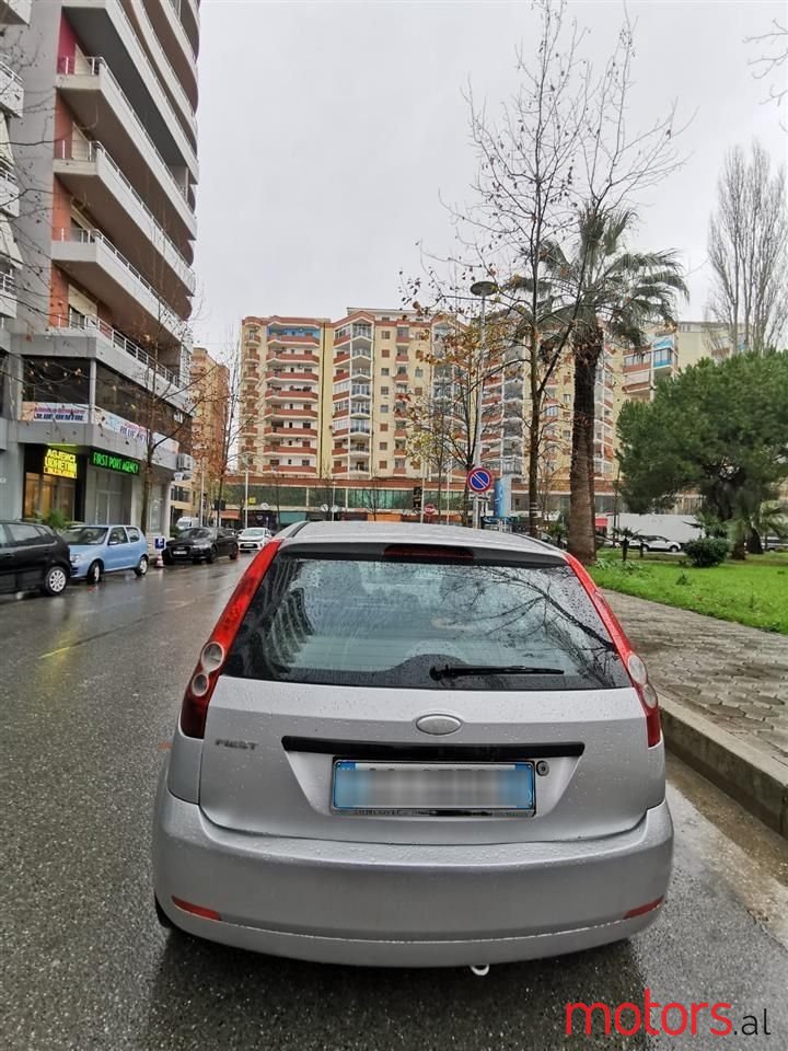 2002' Ford Fiesta photo #4