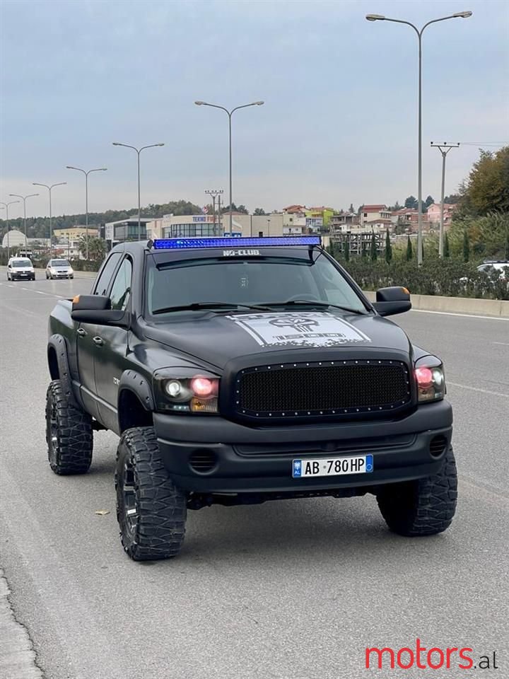 2008' Porsche Cayenne photo #1