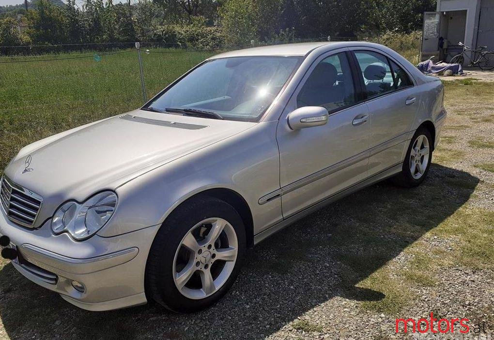 2006' Mercedes-Benz C 220 photo #1