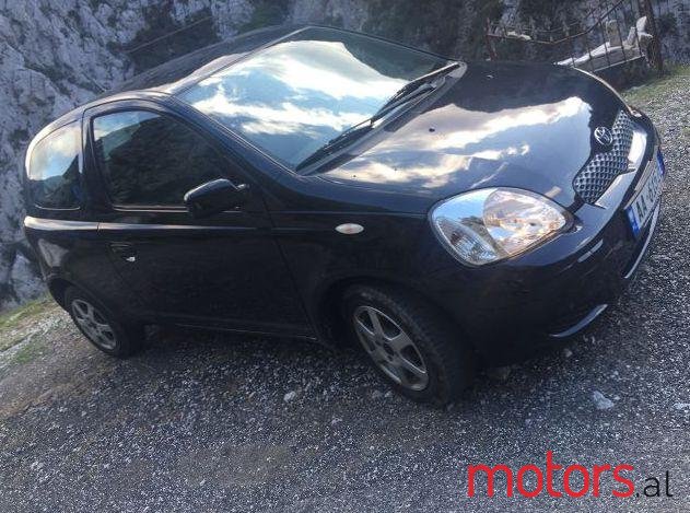 2005' Toyota Yaris photo #1