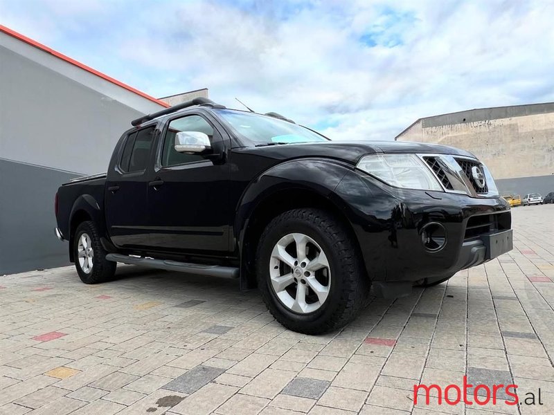 2011' Nissan Navara photo #2