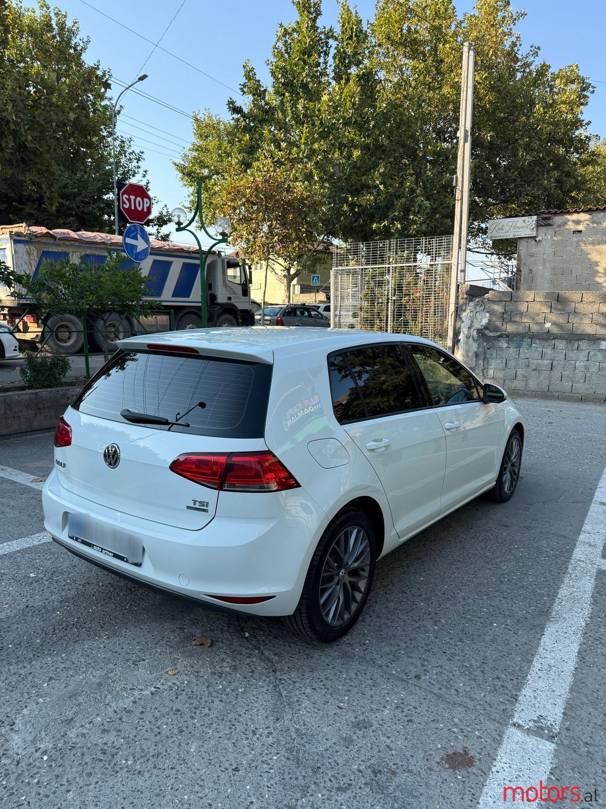 2014' Volkswagen e-Golf photo #1