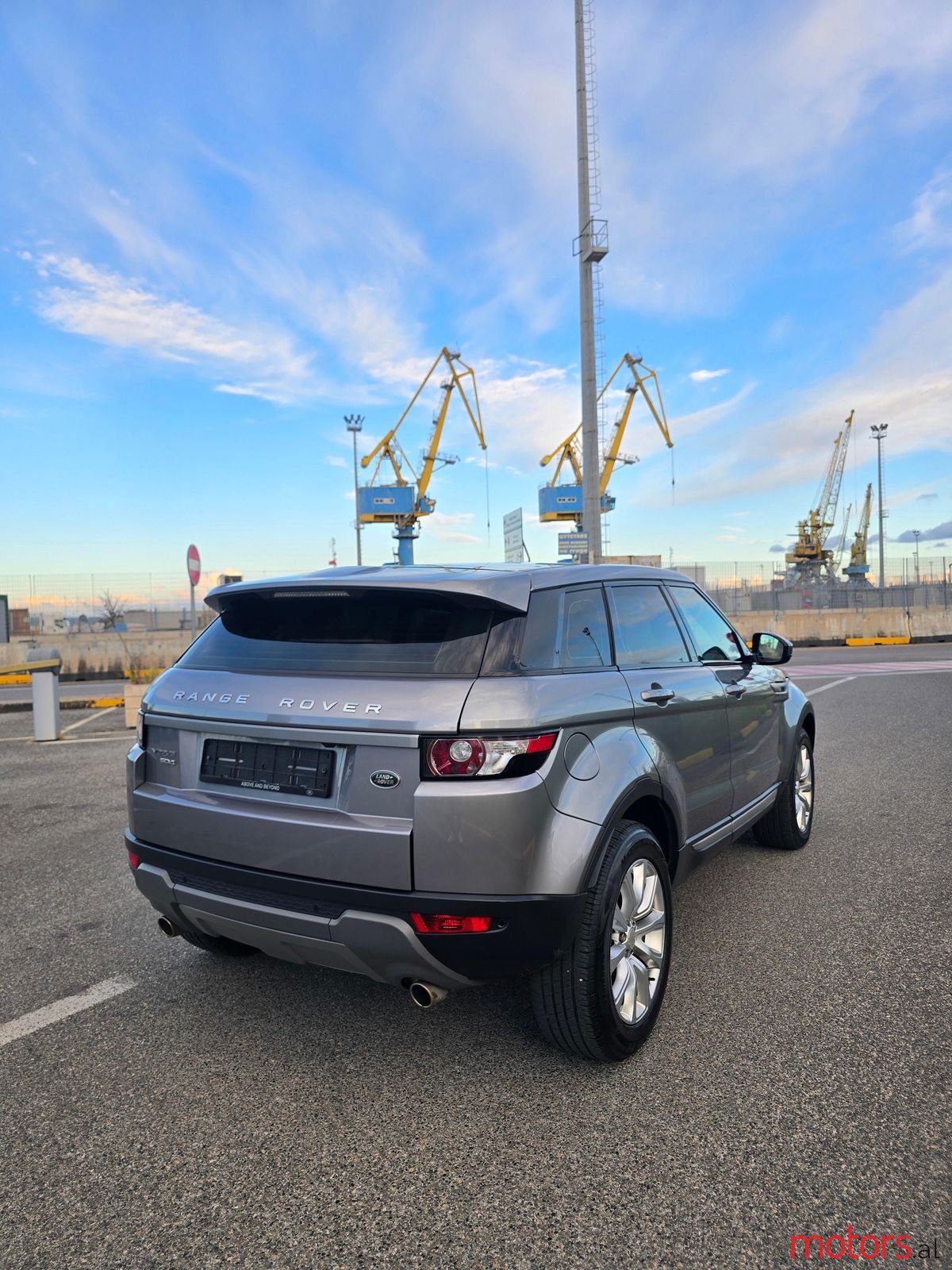 2014' Land Rover Range Rover Evoque photo #4