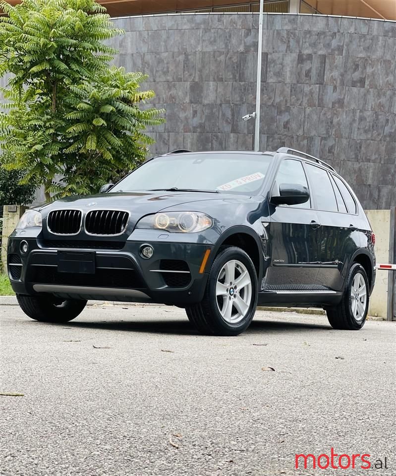 2011' BMW X5 photo #1