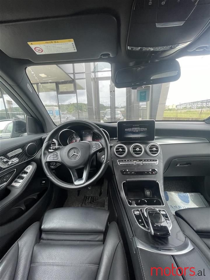 2016' Mercedes-Benz CLC 220 photo #5