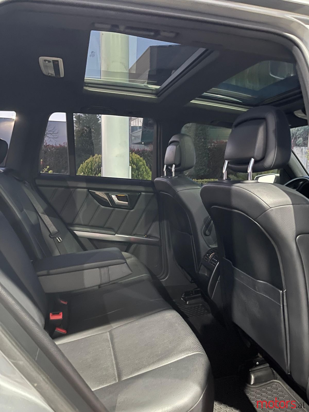 2015' Mercedes-Benz GLK 250 photo #5