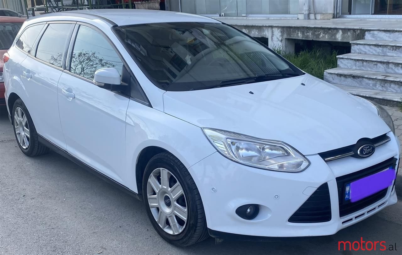 2014' Ford Focus photo #2