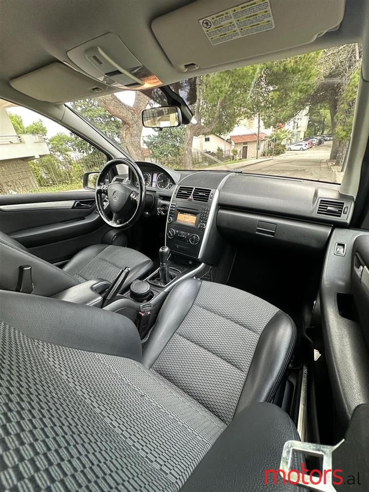 2008' Mercedes-Benz A 150 photo #6