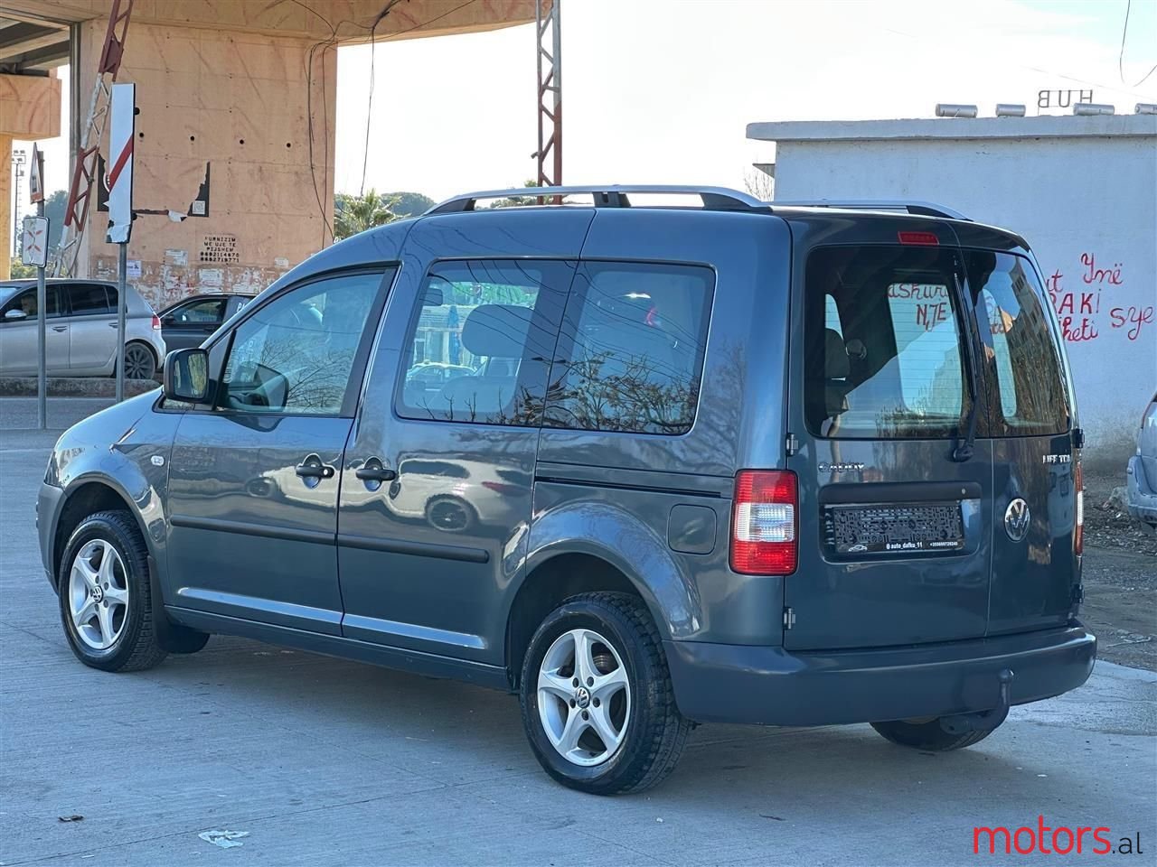 2007' Volkswagen Caddy photo #6