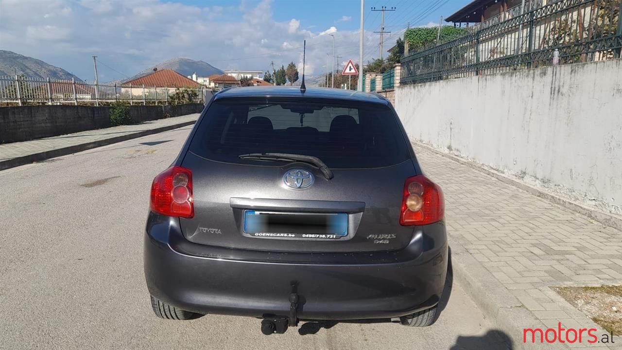 2007' Toyota Auris photo #4