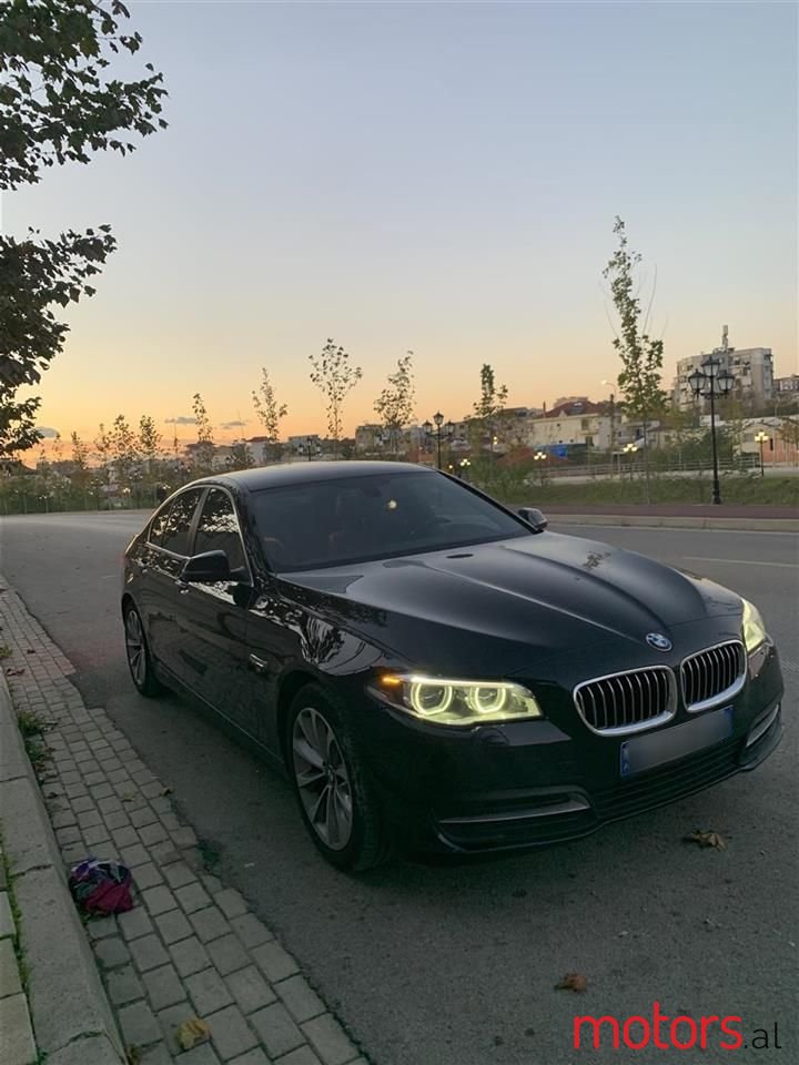 2016' BMW 520 photo #4