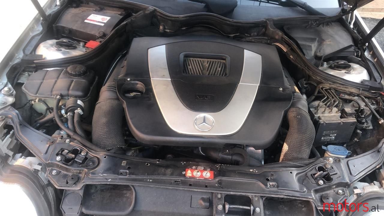 2005' Mercedes-Benz C 230 photo #6