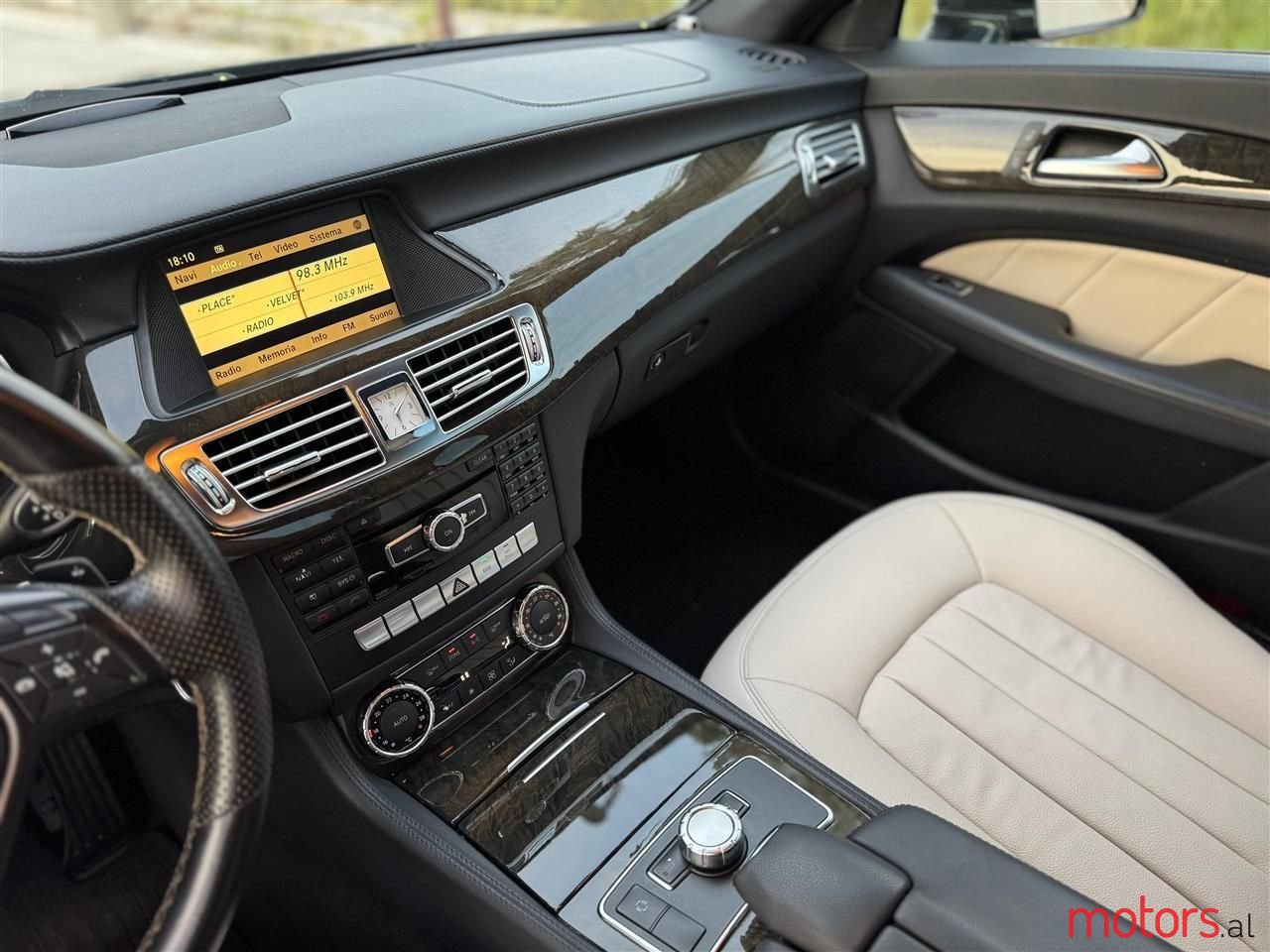 2013' Mercedes-Benz CLS 250 photo #6