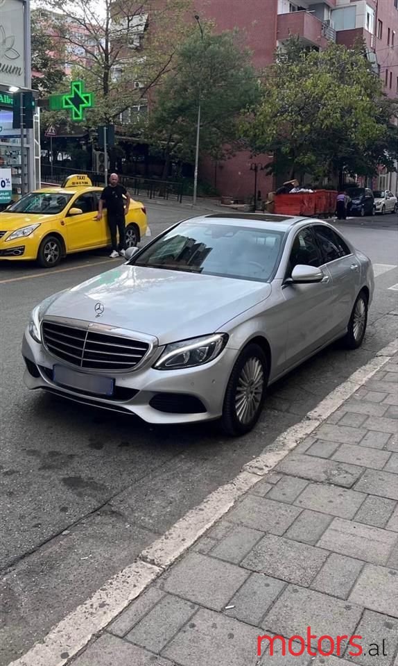 2015' Mercedes-Benz C 220 photo #2