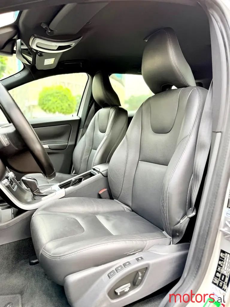 2016' Volvo Xc 60 photo #4