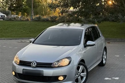 2012' Volkswagen Golf