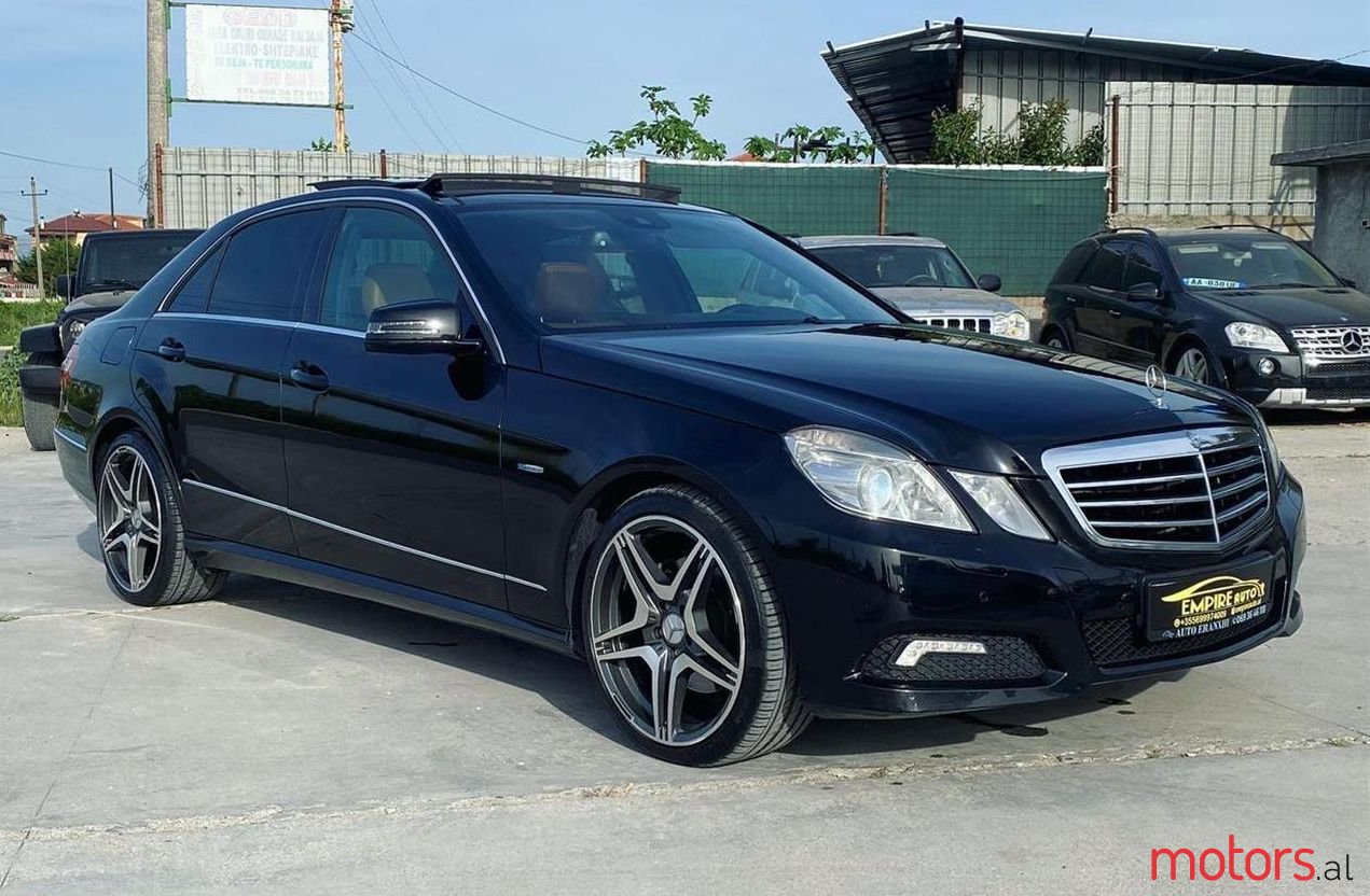 2009' Mercedes-Benz E 350 photo #1