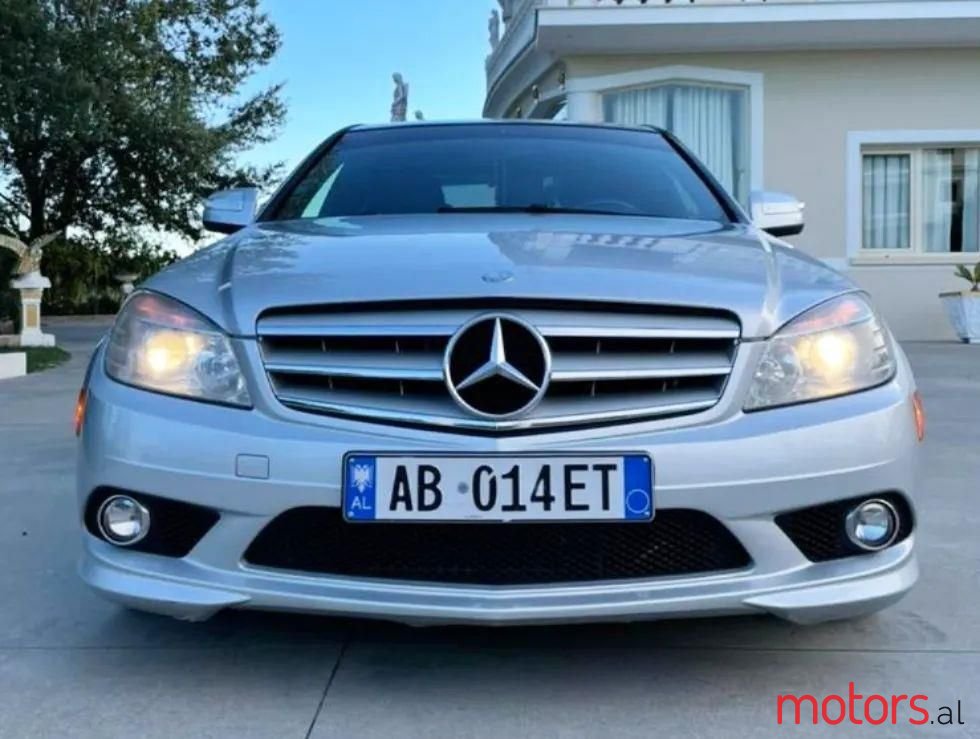 2010' Mercedes-Benz C 300 photo #2