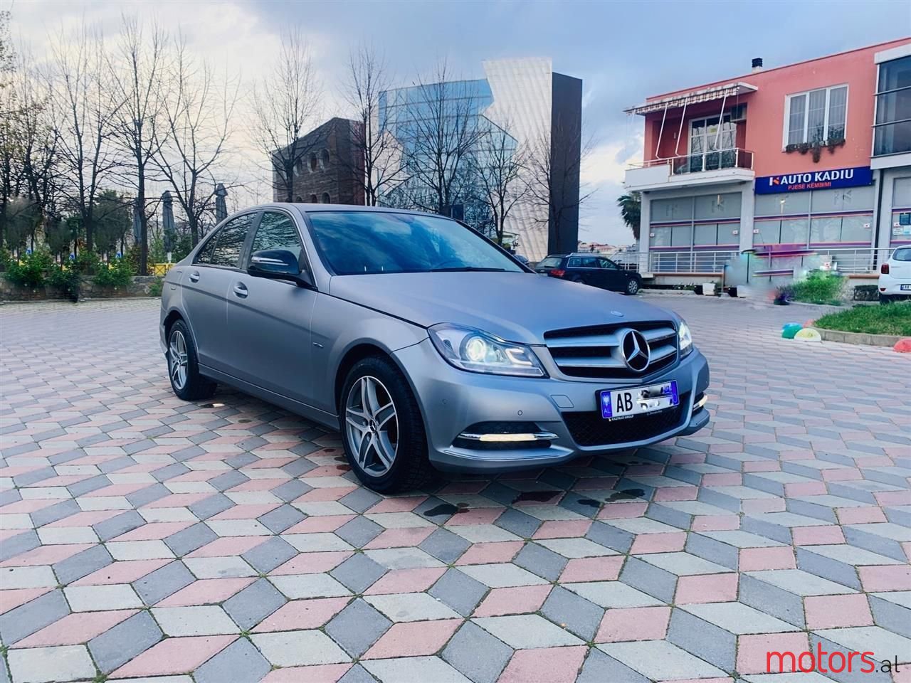 2008' Mercedes-Benz C 220 photo #3