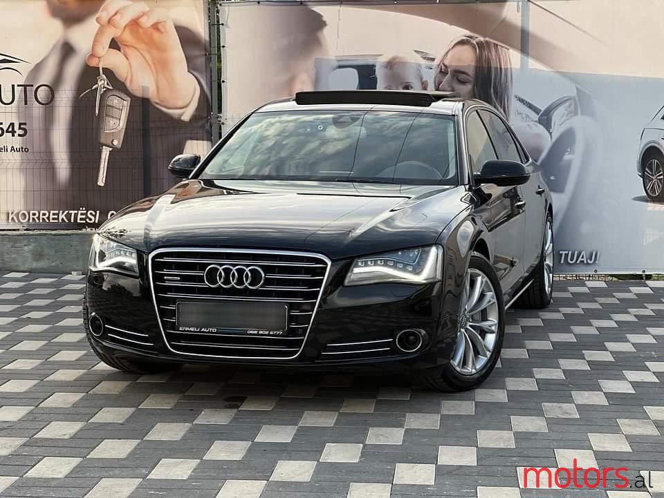 2012' Audi A8 photo #2