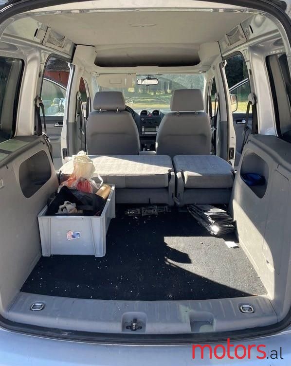 2012' Volkswagen Caddy photo #3