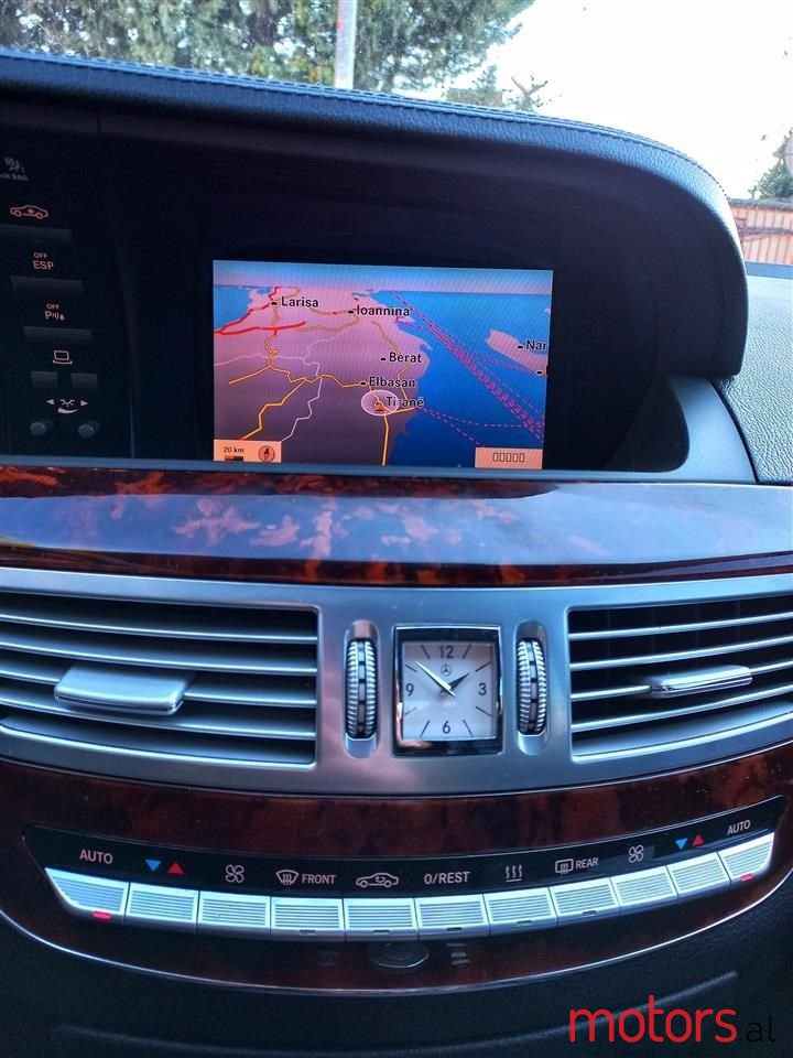 2006' Mercedes-Benz S 320 photo #6