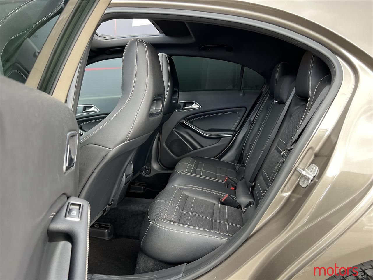 2013' Mercedes-Benz A 200 photo #4