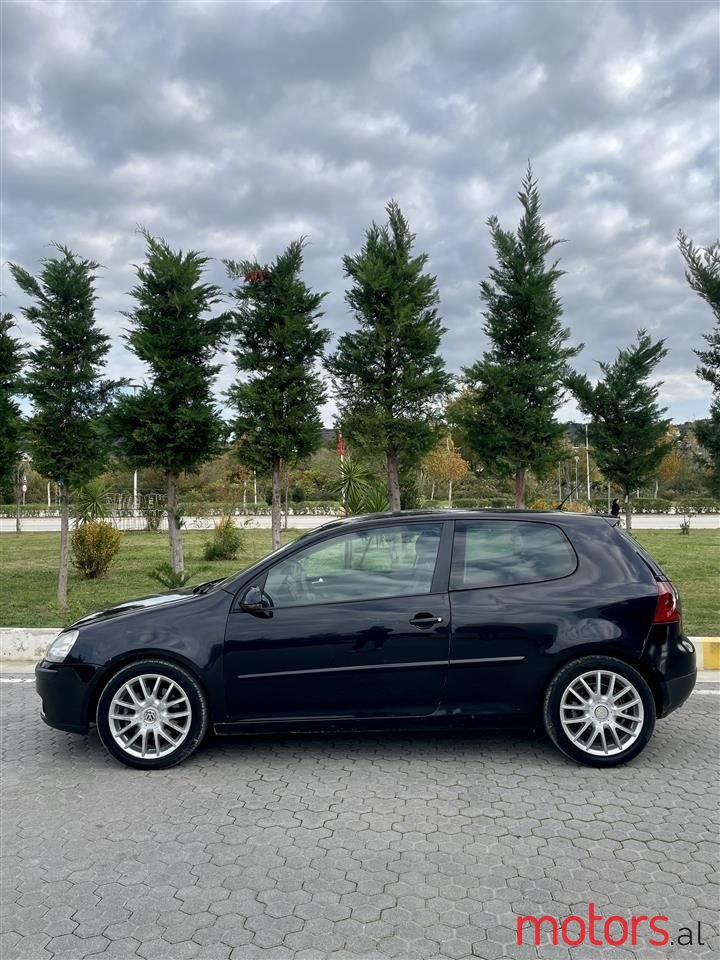 2007' Volkswagen Golf photo #5