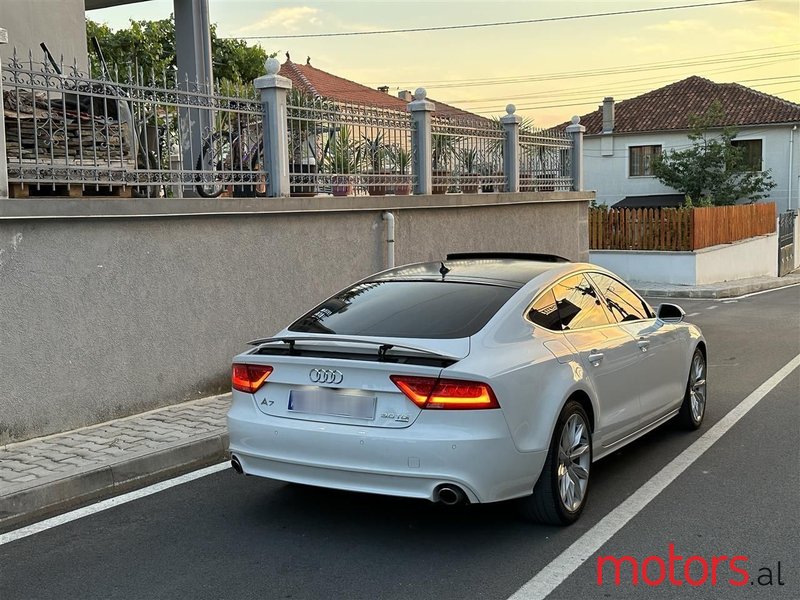 2012' Audi A7 photo #5