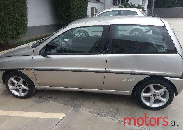 1997' Lancia Ypsilon photo #1