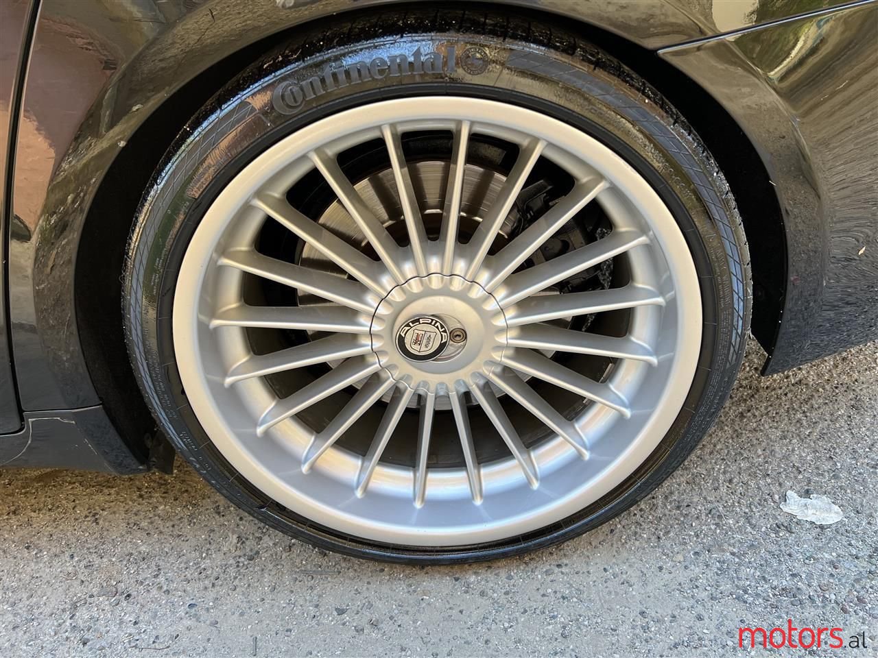 2010' BMW 750 photo #6