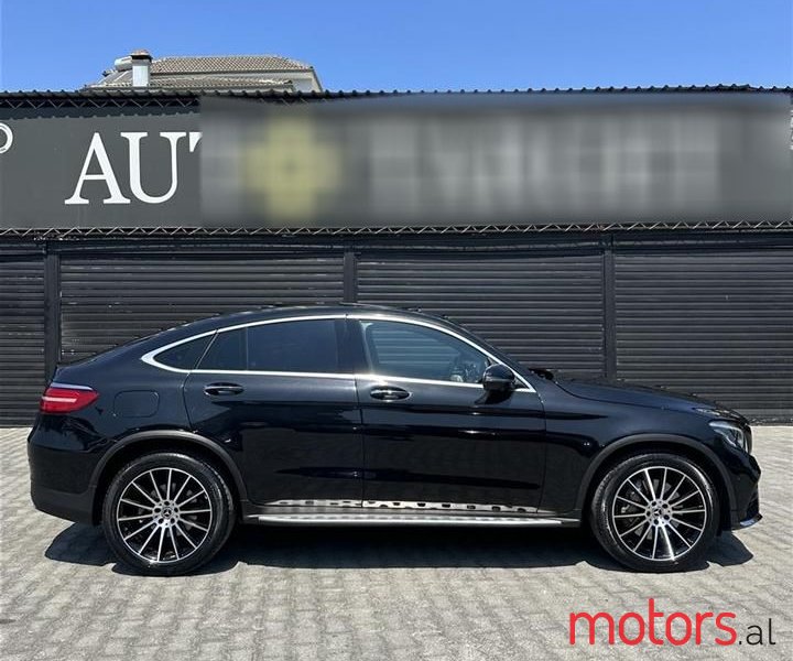 2017' Mercedes-Benz GLC 220 photo #3